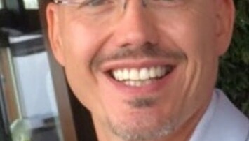 Dennis Elzer
